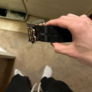 Black Burberry belt